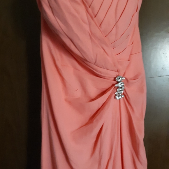David's Bridal Bridesmaid's dress - Picture 5 of 6